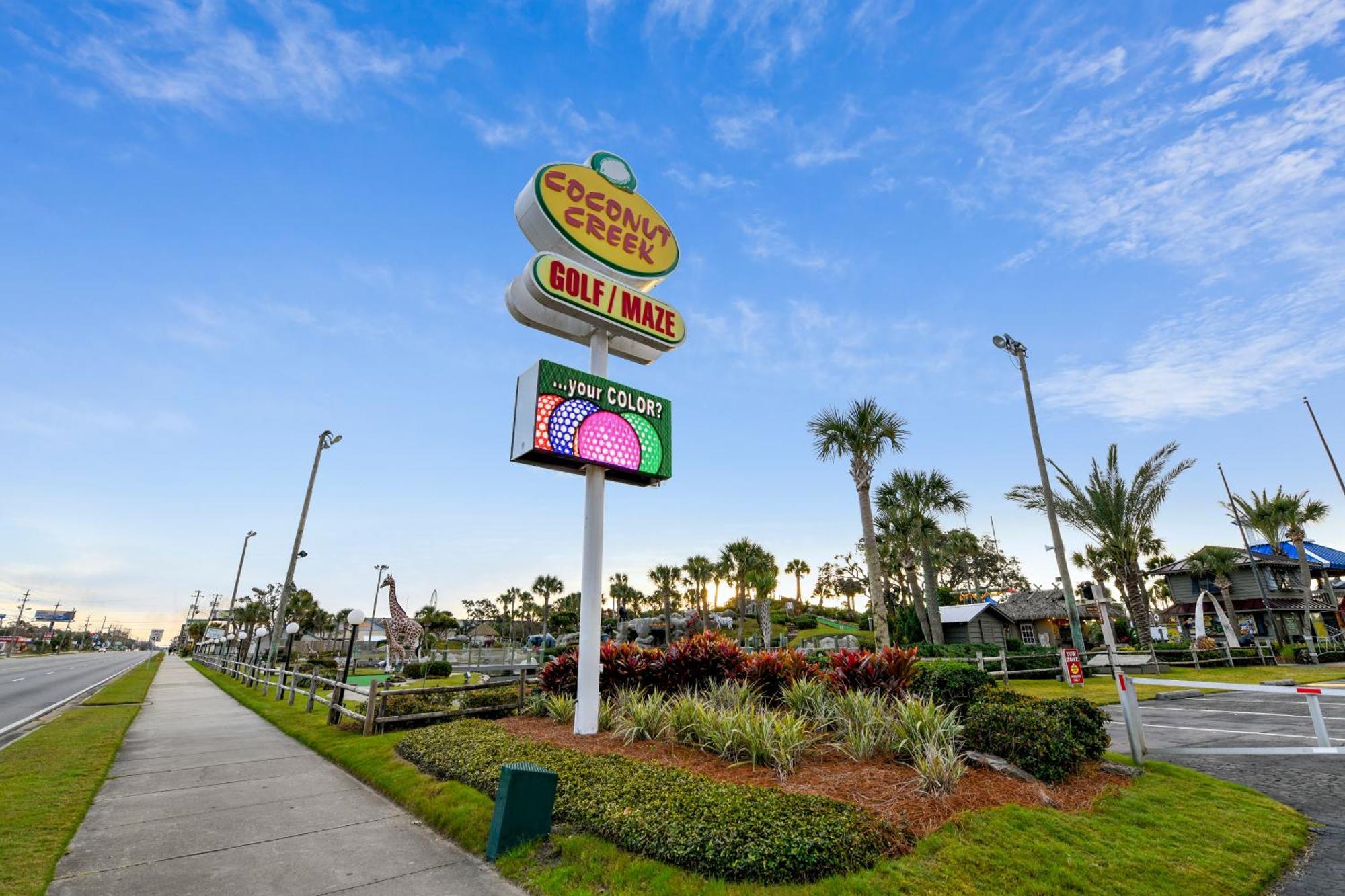 Emerald Beach #1330 By Book That Condo Panama City Beach Eksteriør billede
